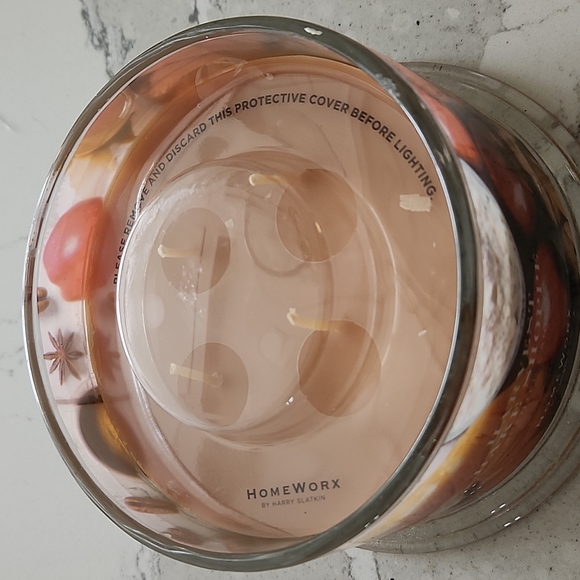 Homeworx by Harry Slatkin 4-Wick Harvest Bake Shoppe Candle - Picture 2 of 4